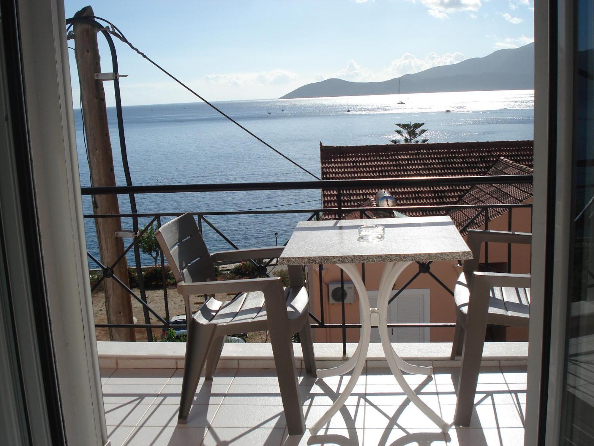 Mema'S Apartment Agia Efimia 객실 사진