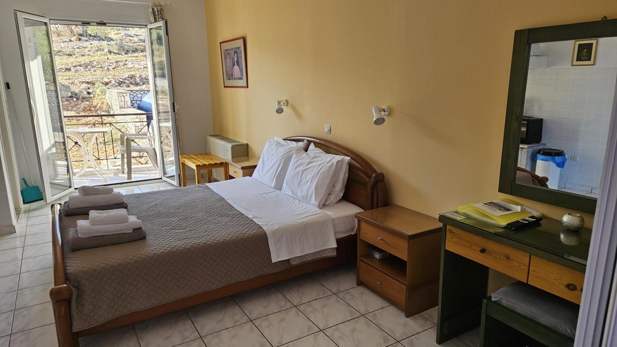 Mema'S Apartment Agia Efimia 객실 사진