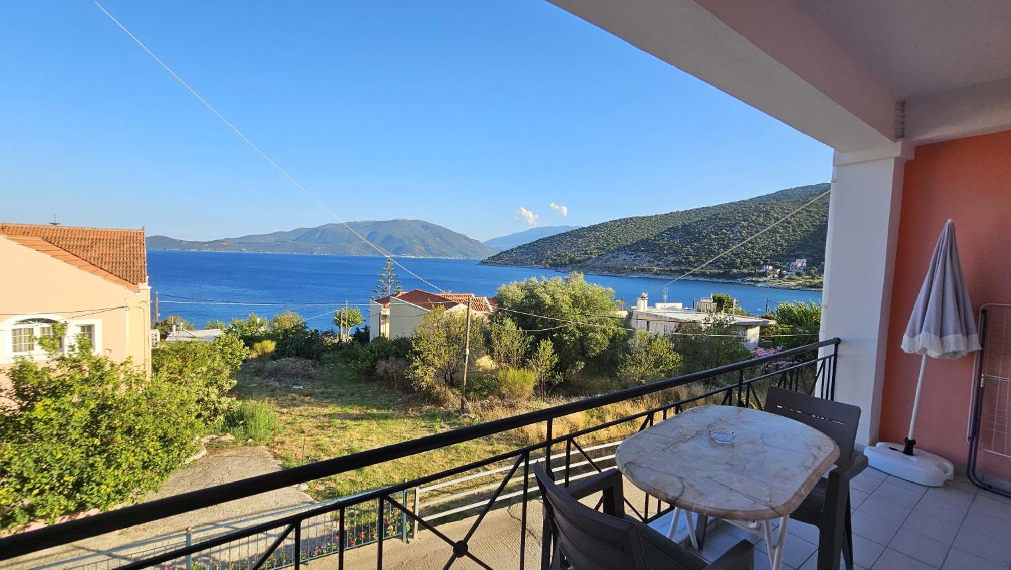 Mema'S Apartment Agia Efimia 객실 사진